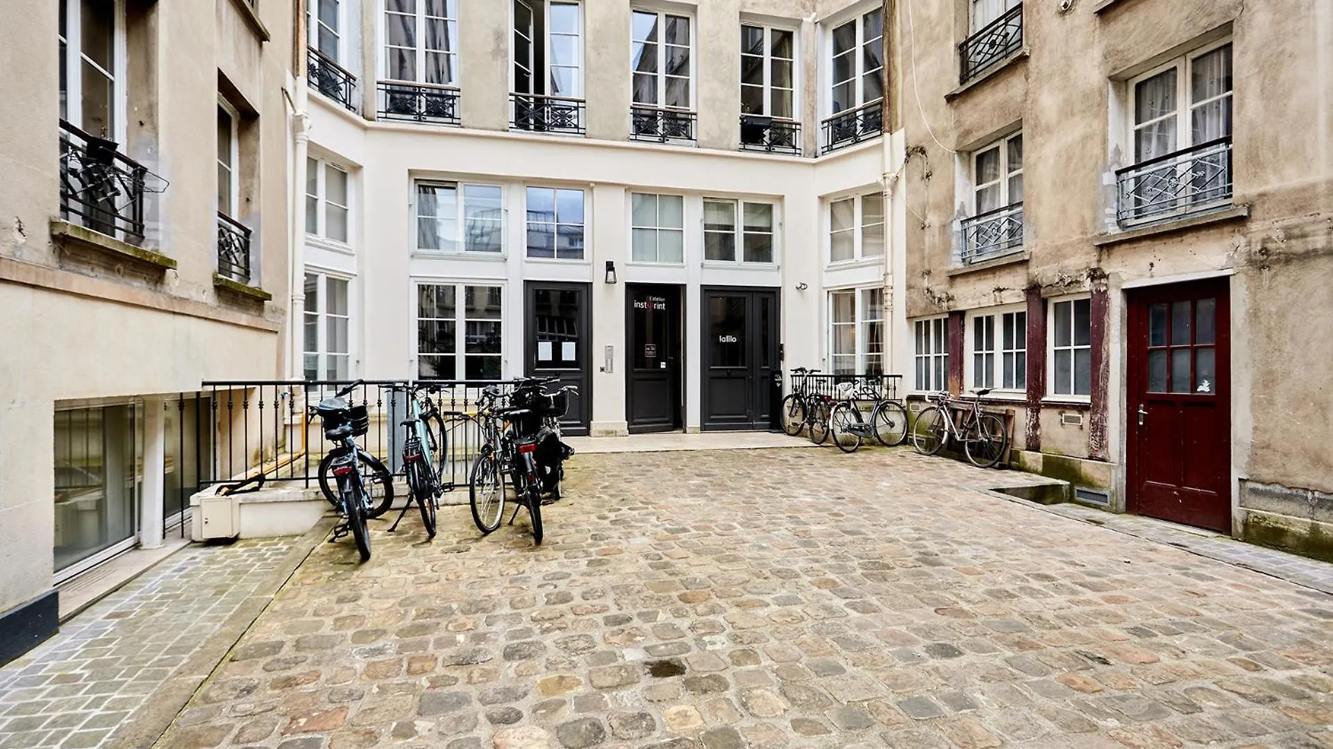 Duplex Center Of Paris By Studioprestige France